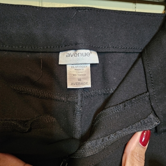 Avenue Black Slim Fit Pants, Size 18 - Picture 4 of 5